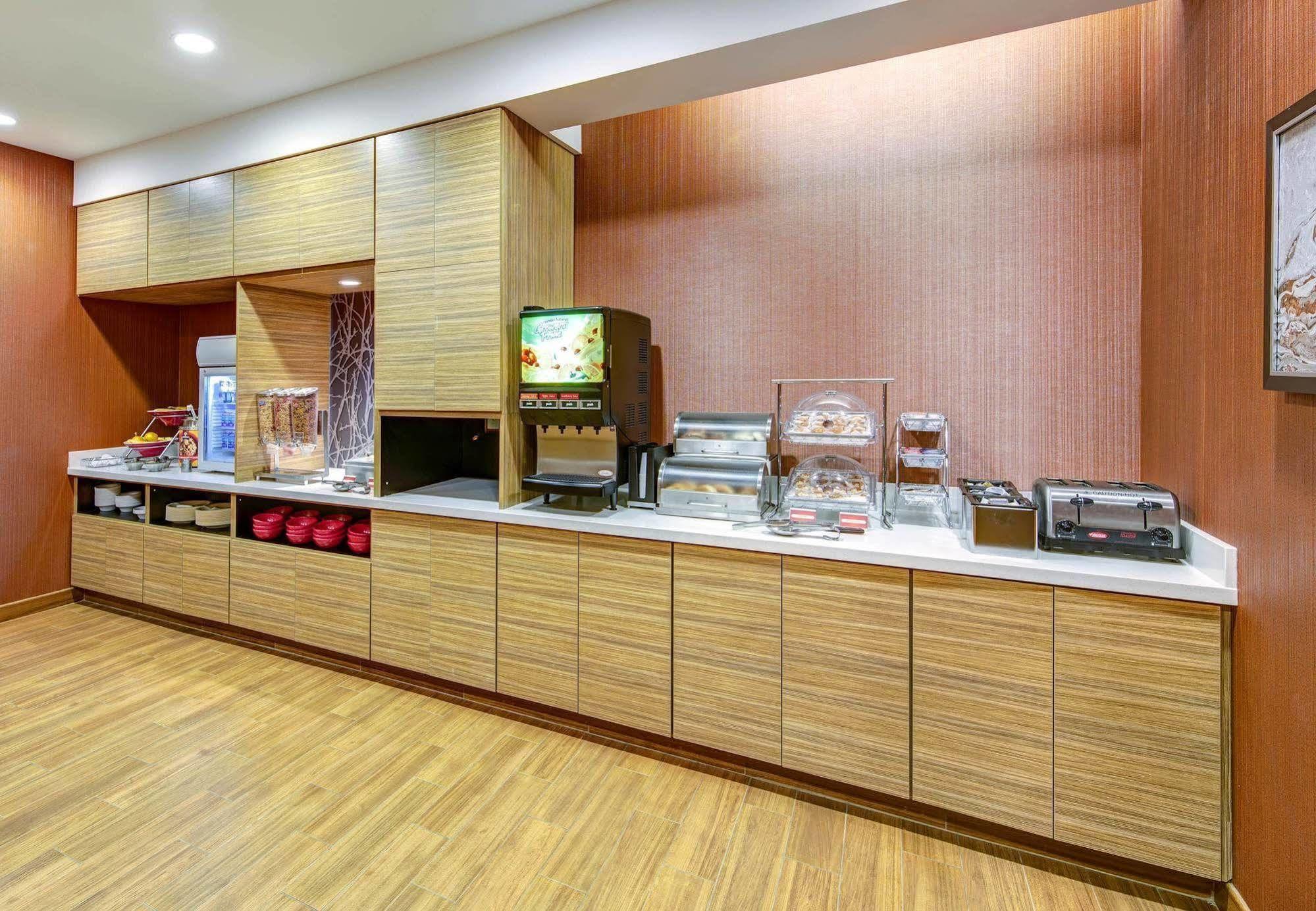 Towneplace Suites By Marriott Big Spring Bagian luar foto
